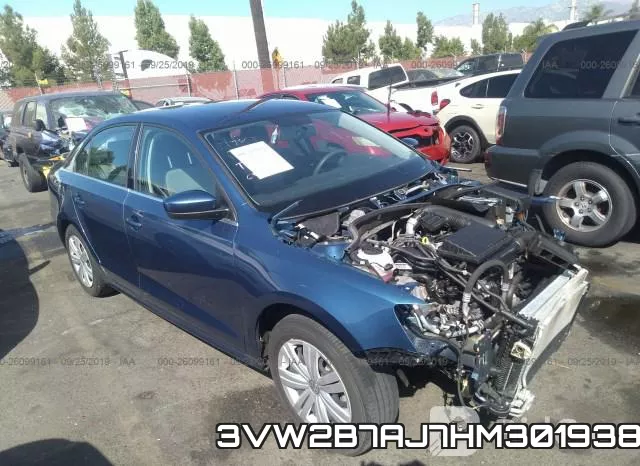3VW2B7AJ7HM301938_1.webp