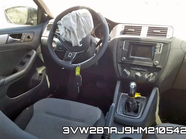 3VW2B7AJ9HM210542_9.webp