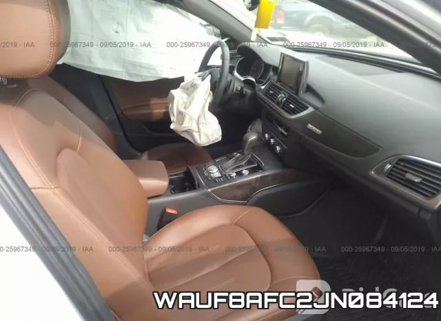 WAUF8AFC2JN084124_5.webp