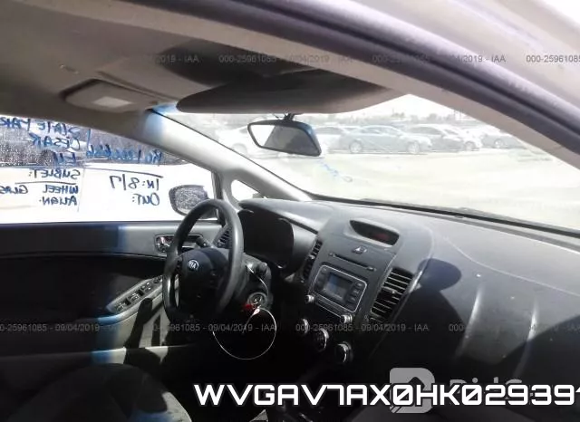 WVGAV7AX0HK029391_5.webp