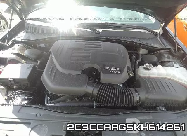 2C3CCAAG5KH614261_10.webp