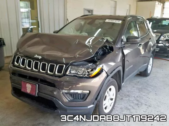3C4NJDAB8JT179242