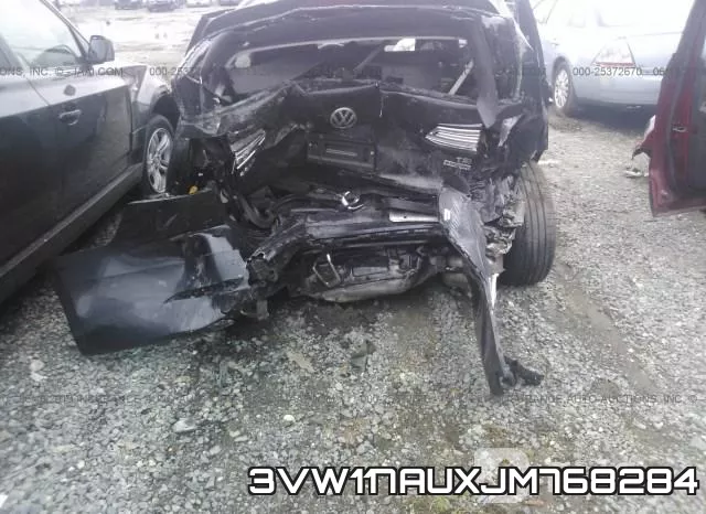 3VW117AUXJM768284_6.webp