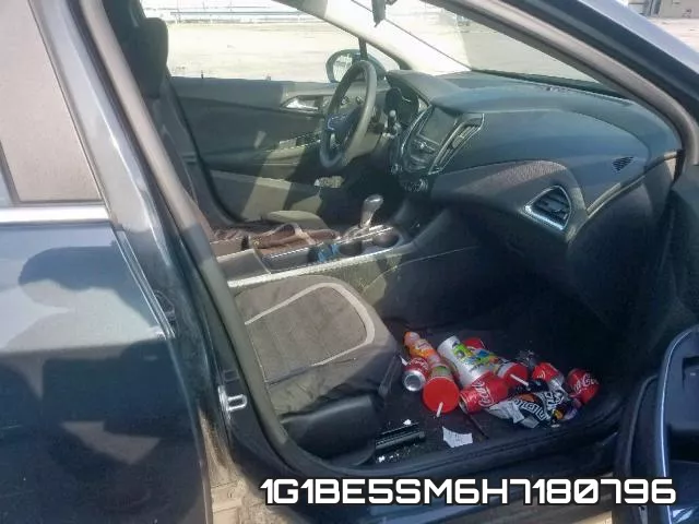 1G1BE5SM6H7180796_5.webp