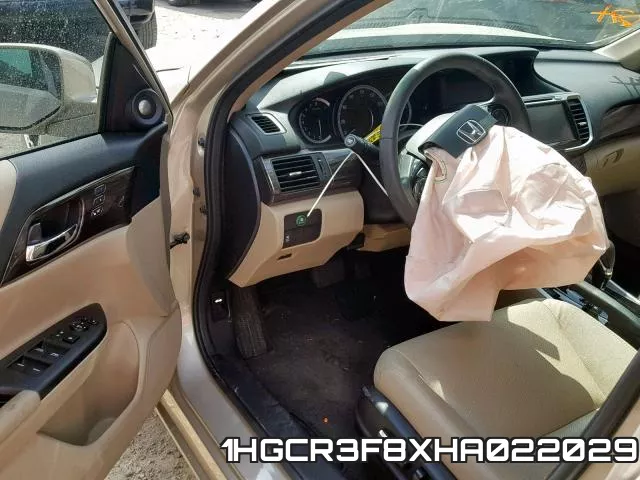 1HGCR3F8XHA022029_9.webp