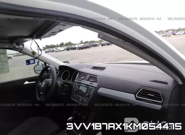 3VV1B7AX1KM054475_5.webp
