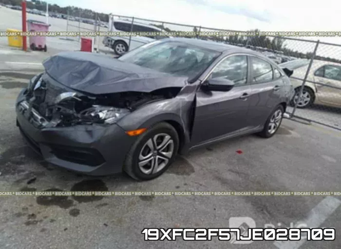 19XFC2F57JE028709_2.webp