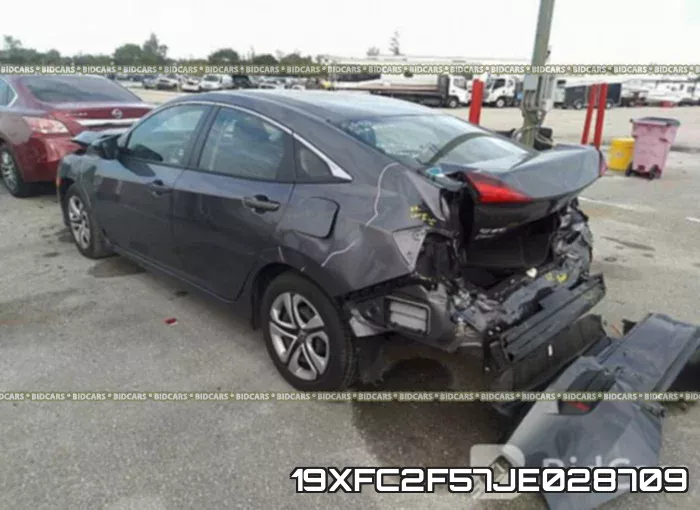 19XFC2F57JE028709_3.webp