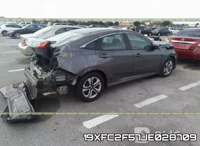 19XFC2F57JE028709_4.webp