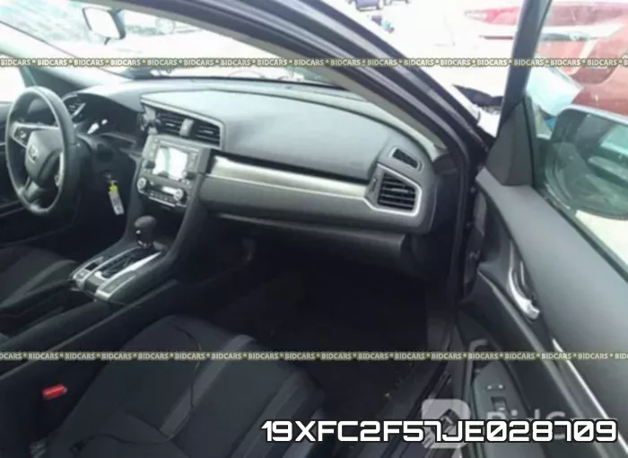 19XFC2F57JE028709_5.webp