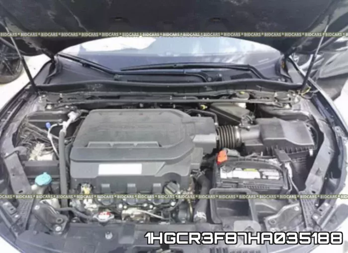1HGCR3F87HA035188_10.webp