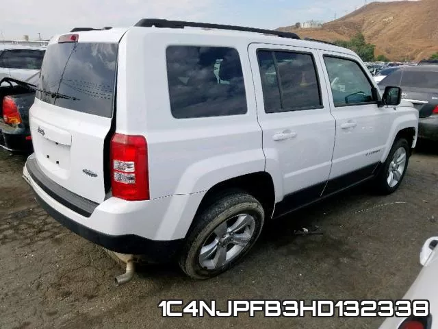 1C4NJPFB3HD132338_4.webp