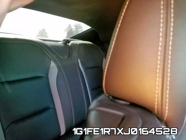 1G1FE1R7XJ0164528