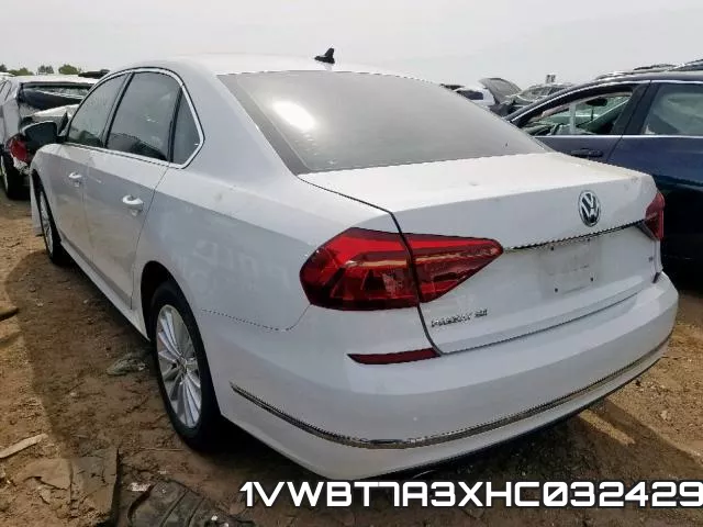 1VWBT7A3XHC032429_3.webp