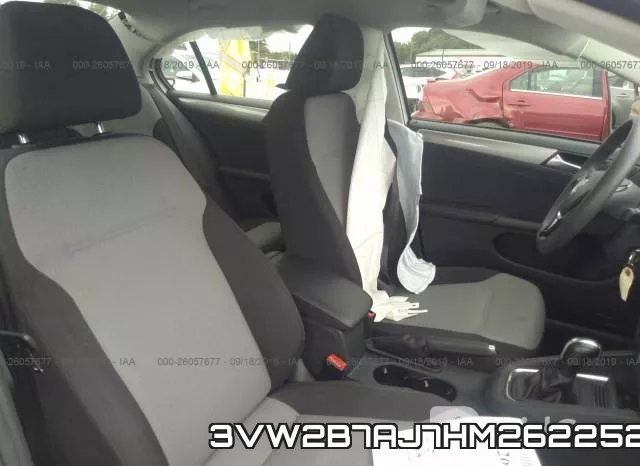 3VW2B7AJ7HM262252_5.webp