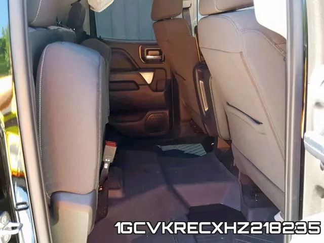 1GCVKRECXHZ218235_6.webp