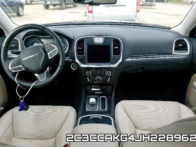 2C3CCAKG4JH228962_9.webp