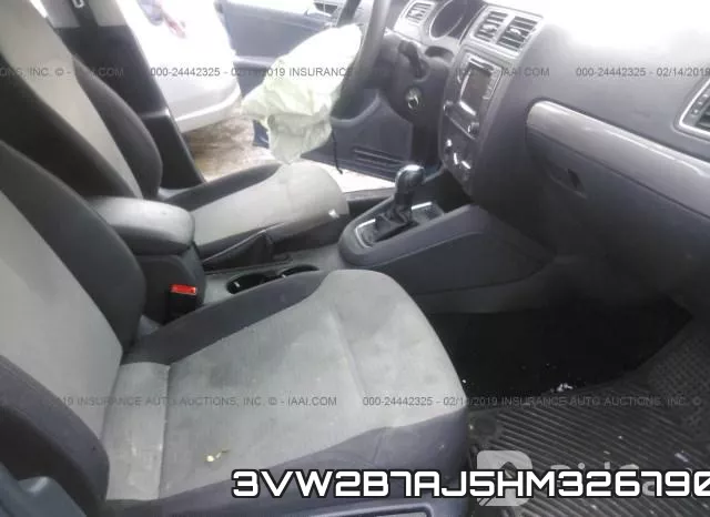 3VW2B7AJ5HM326790_5.webp