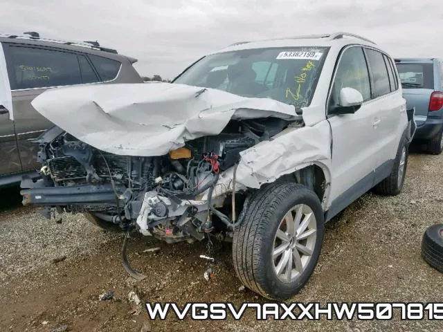 WVGSV7AXXHW507815_2.webp