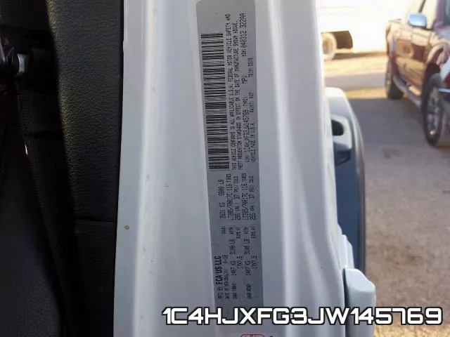 1C4HJXFG3JW145769_10.webp