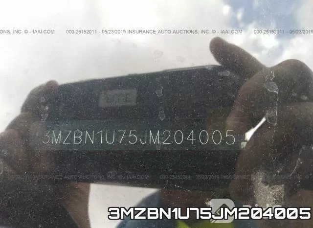 3MZBN1U75JM204005
