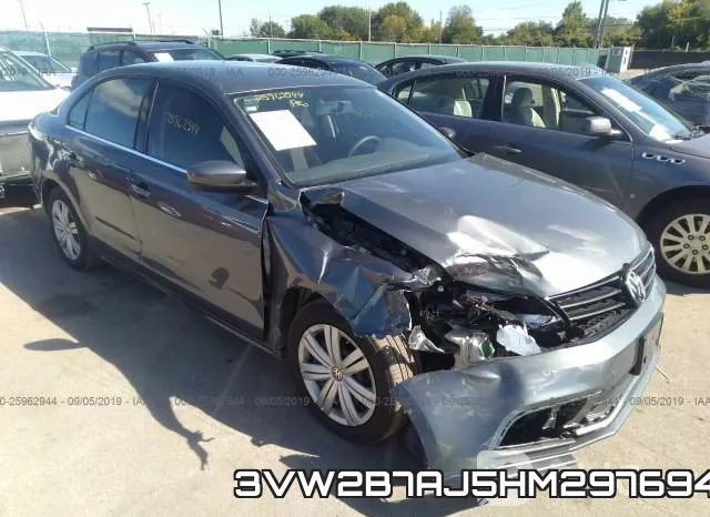 3VW2B7AJ5HM297694