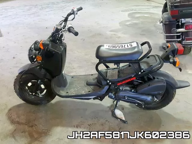 JH2AF5817JK602386