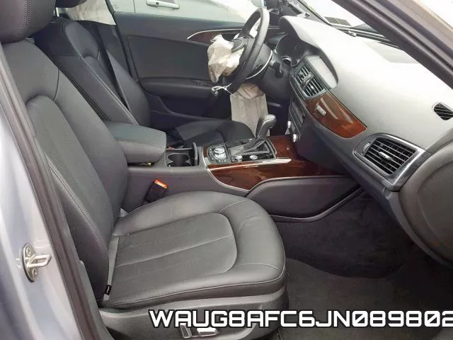 WAUG8AFC6JN089802_5.webp