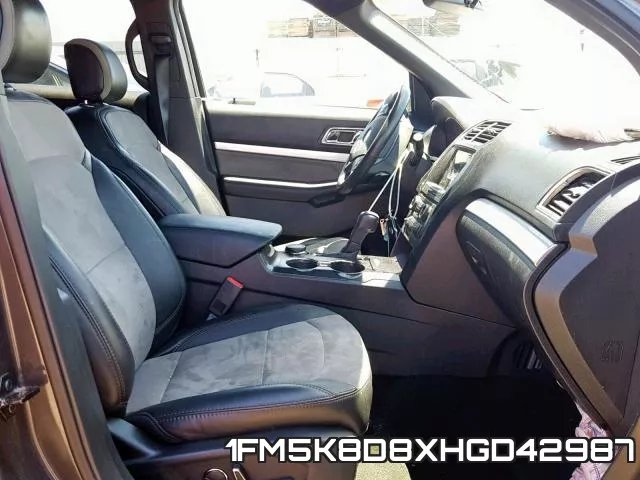1FM5K8D8XHGD42987_5.webp