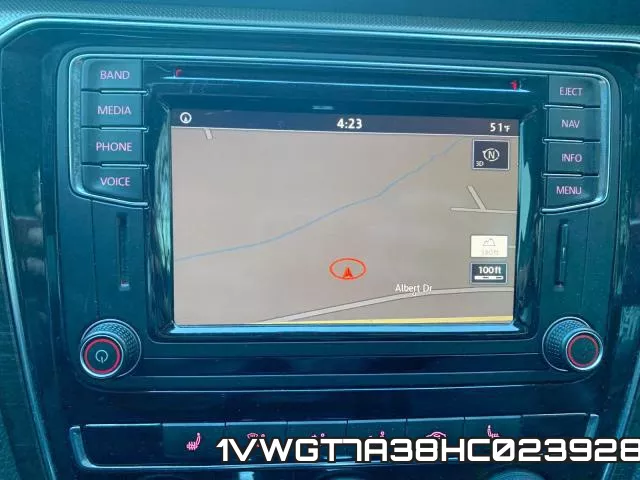 1VWGT7A38HC023928_7.webp