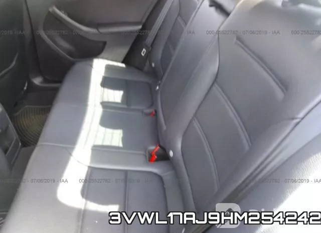 3VWL17AJ9HM254242_8.webp