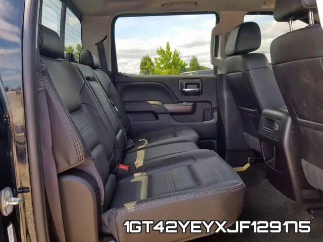 1GT42YEYXJF129175_6.webp