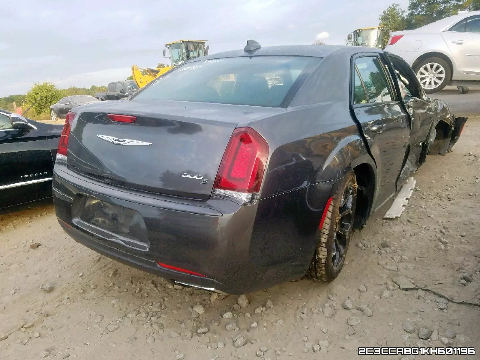 2C3CCABG1KH601196_4.webp