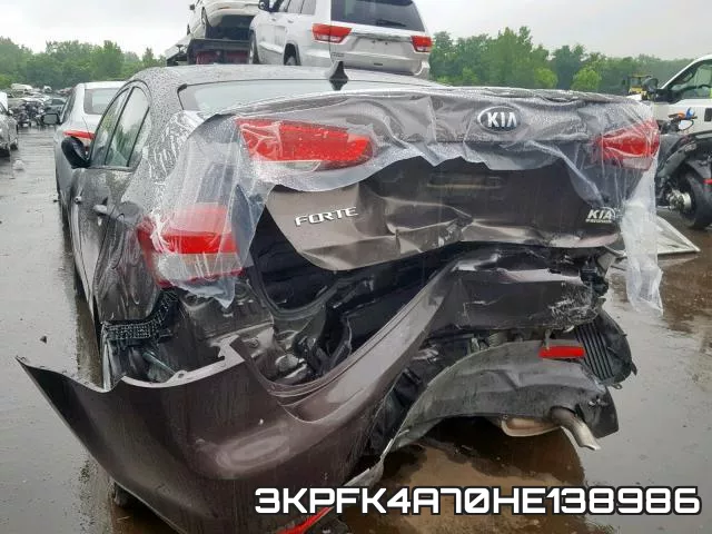 3KPFK4A70HE138986_9.webp