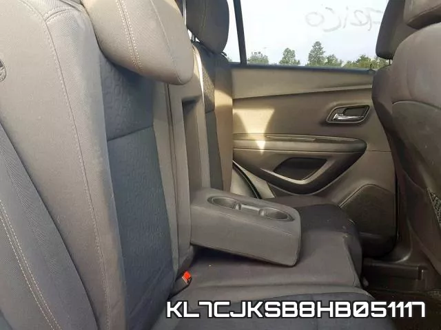 KL7CJKSB8HB051117_6.webp
