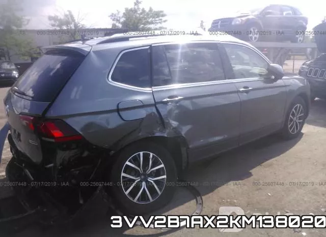 3VV2B7AX2KM138020_4.webp