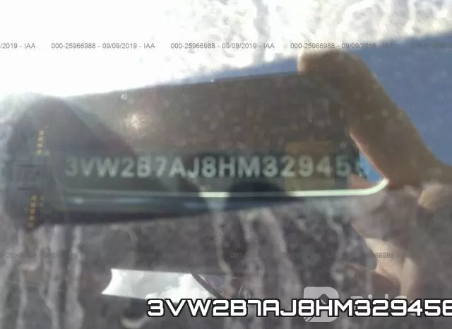3VW2B7AJ8HM329456_9.webp