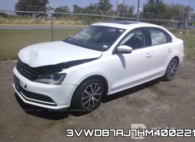 3VWDB7AJ7HM400221