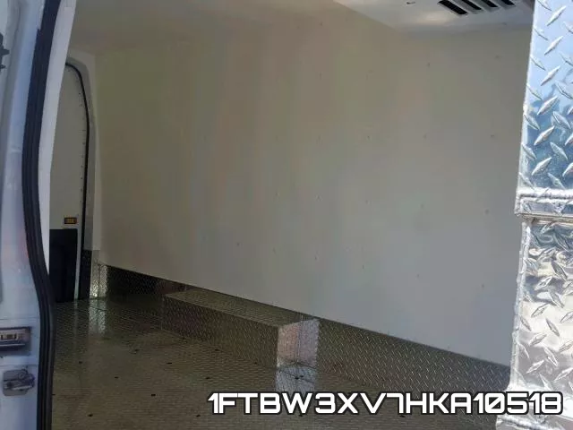 1FTBW3XV7HKA10518_6.webp