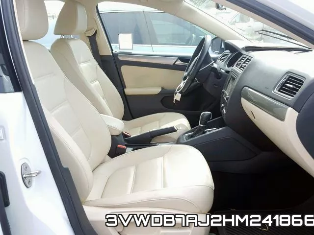 3VWDB7AJ2HM241866_5.webp