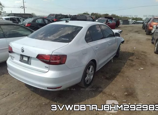 3VWDB7AJ8HM292983