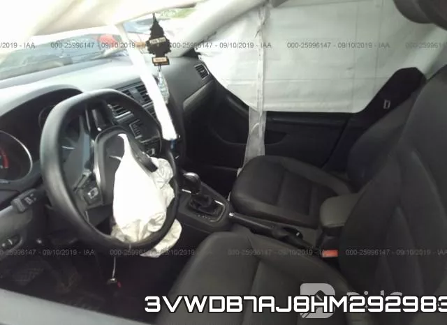 3VWDB7AJ8HM292983_5.webp