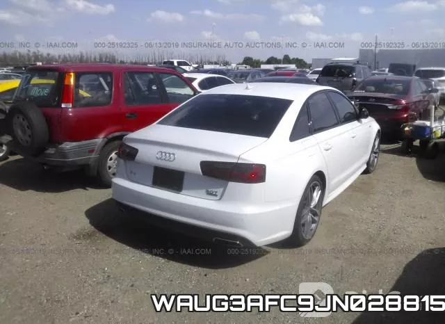 WAUG3AFC9JN028815_4.webp