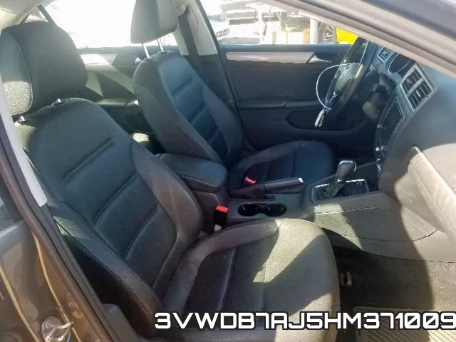 3VWDB7AJ5HM371009_5.webp