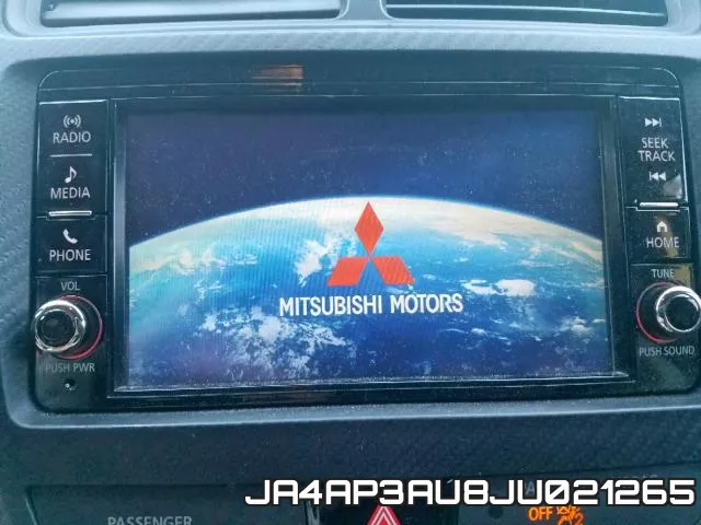 JA4AP3AU8JU021265_9.webp