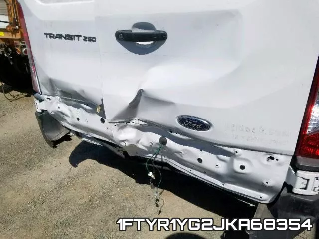 1FTYR1YG2JKA68354_9.webp