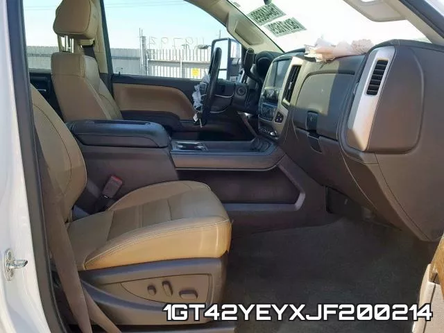 1GT42YEYXJF200214_5.webp