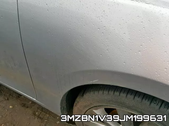 3MZBN1V39JM199631_9.webp