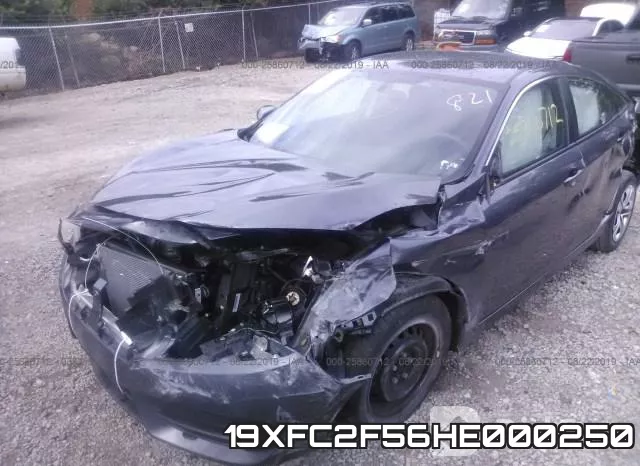 19XFC2F56HE000250_6.webp