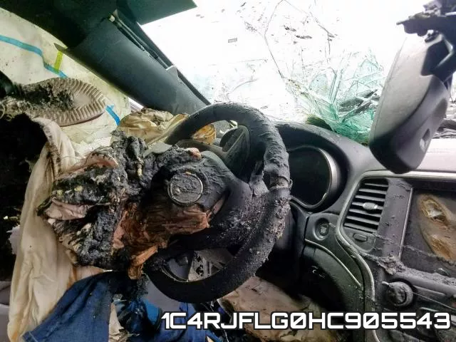 1C4RJFLG0HC905543_8.webp